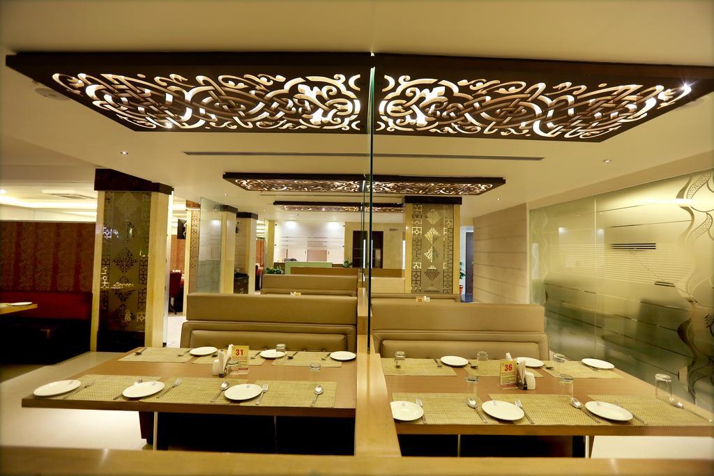 Swagath Grand Suchitra Hotel Hyderabad Exterior foto
