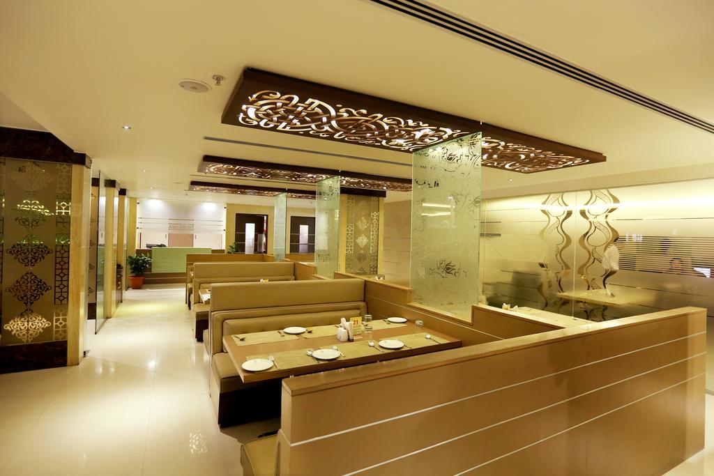 Swagath Grand Suchitra Hotel Hyderabad Exterior foto